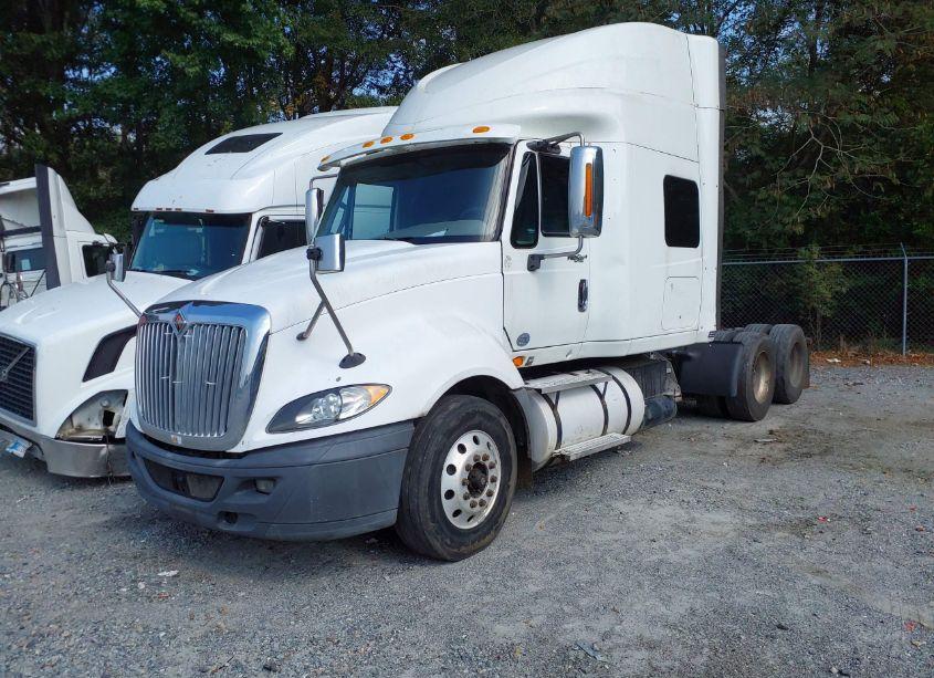 Photo 2 of 2013 International Prostar N/A (VIN 3HSDJSJR8DN273098)