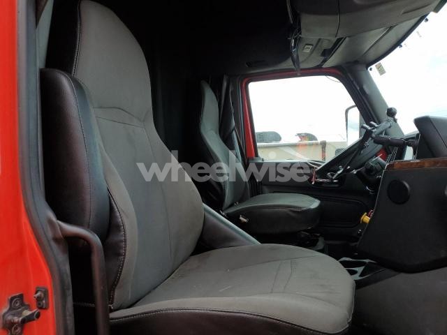 Photo 4 of 2020 INTERNATIONAL LT625 SEMI TRUCK (VIN 3HSDZA9R6LN409706)