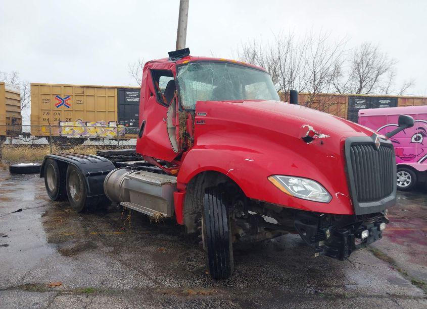 2018 International Lt (VIN 3HSDZAPR0JN631056) main photo