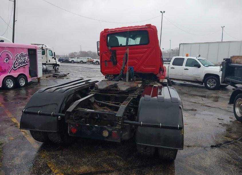 Photo 8 of 2018 International Lt (VIN 3HSDZAPR0JN631056)