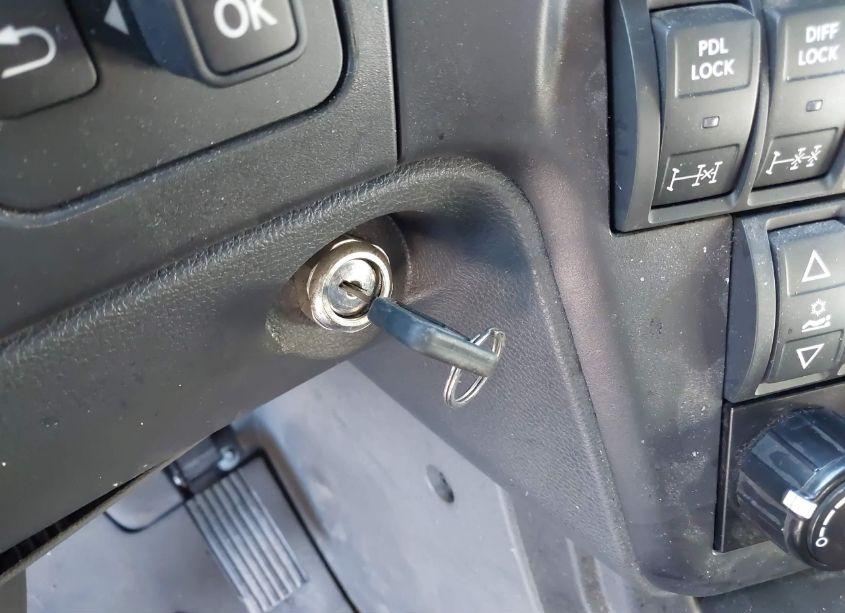 Photo 10 of 2024 International Lt (VIN 3HSDZAPR0RN356686)