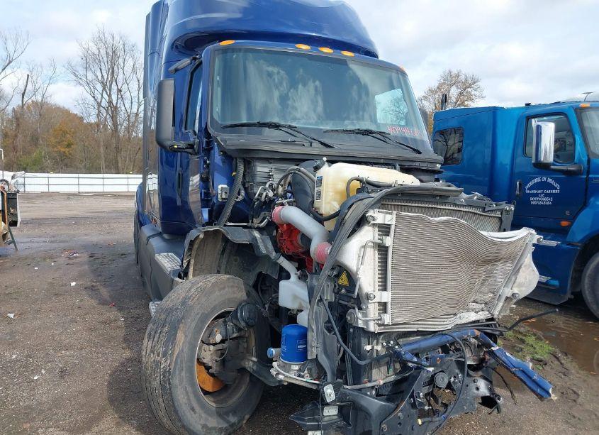 Photo 12 of 2024 International Lt (VIN 3HSDZAPR0RN356686)