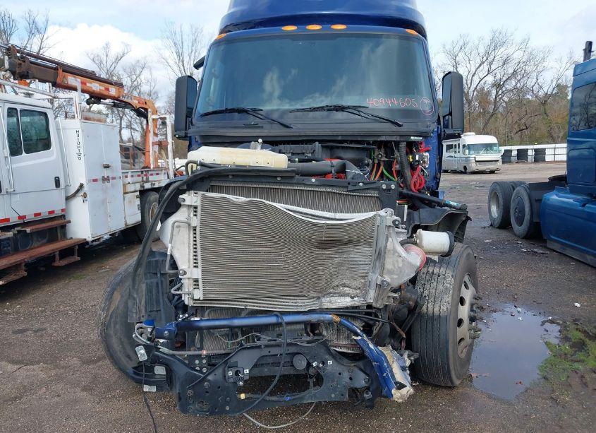 Photo 15 of 2024 International Lt (VIN 3HSDZAPR0RN356686)