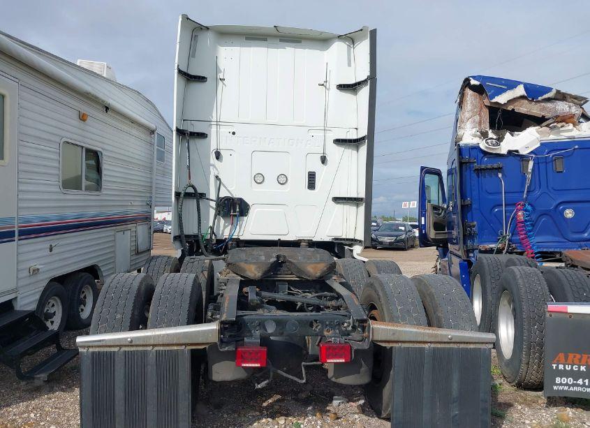 Photo 15 of 2019 International Lt (VIN 3HSDZAPR1KN568258)