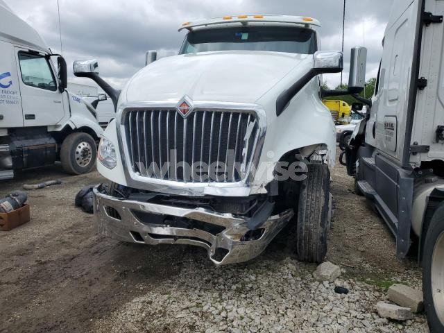 Photo 2 of 2024 INTERNATIONAL LT625 SEMI TRUCK (VIN 3HSDZAPR2RN266911)