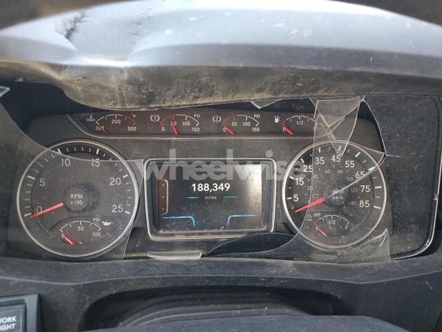 Photo 10 of 2024 INTERNATIONAL LT625 (VIN 3HSDZAPR2RN602654)