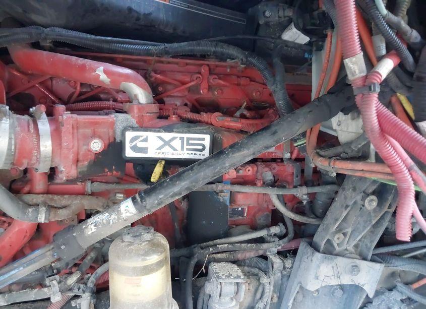 Photo 10 of 2018 International Lt (VIN 3HSDZAPR3JN249376)