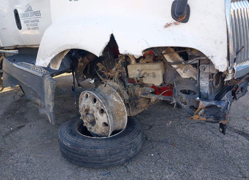 Photo 12 of 2018 International Lt (VIN 3HSDZAPR3JN249376)