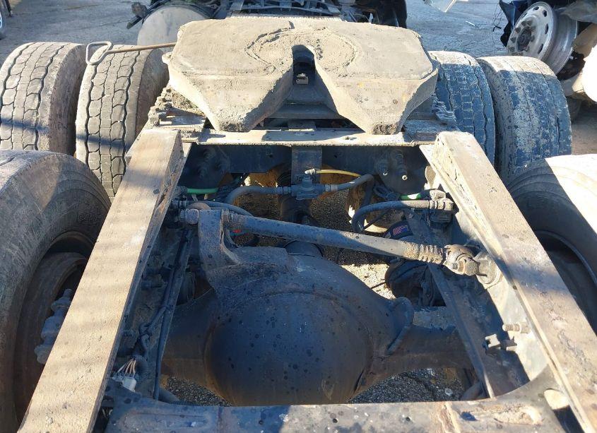 Photo 17 of 2018 International Lt (VIN 3HSDZAPR3JN249376)