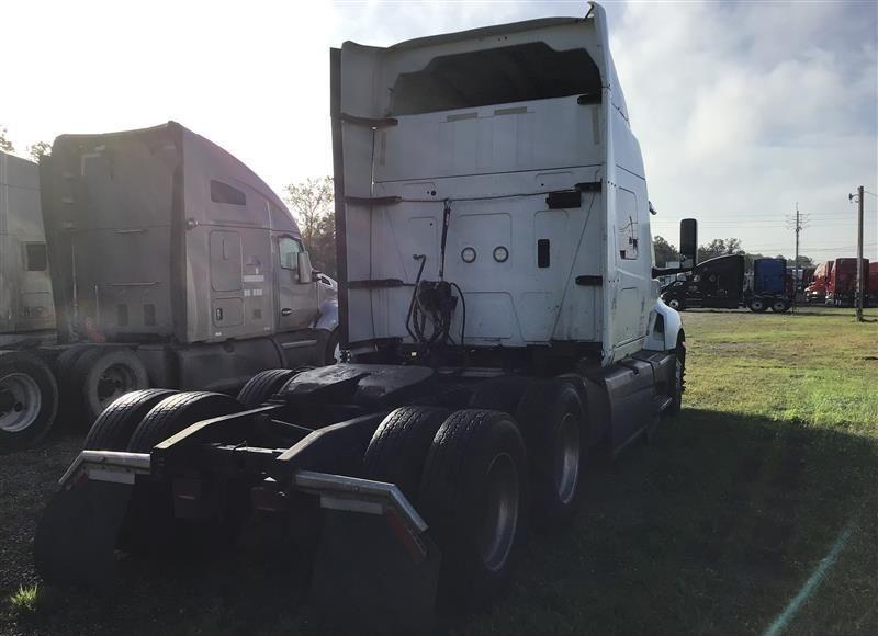 Photo 4 of 2018 International Lt (VIN 3HSDZAPR3JN346772)