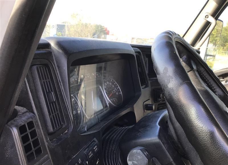 Photo 5 of 2018 International Lt (VIN 3HSDZAPR3JN346772)