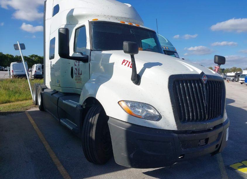 2019 International Lt (VIN 3HSDZAPR3KN091719) main photo