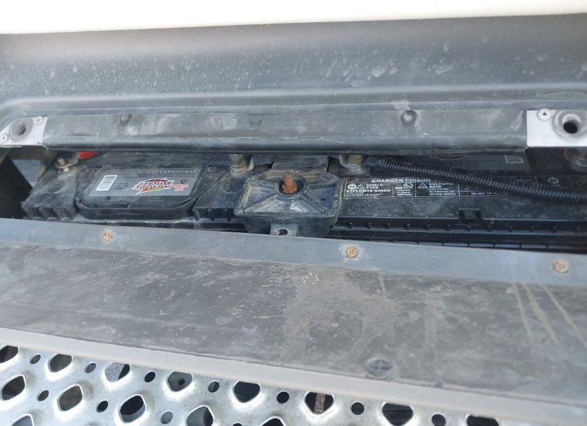 Photo 11 of 2019 International Lt (VIN 3HSDZAPR3KN091719)