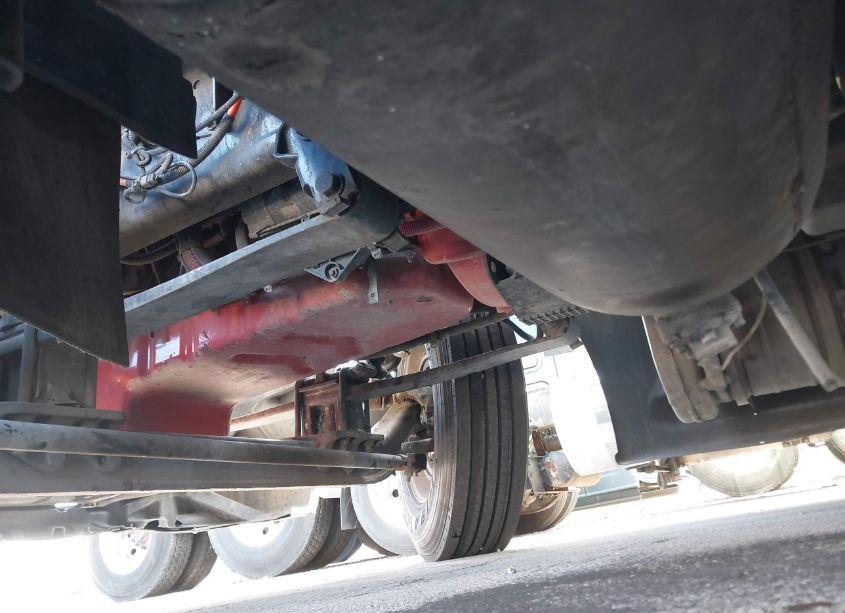 Photo 12 of 2019 International Lt (VIN 3HSDZAPR3KN091719)