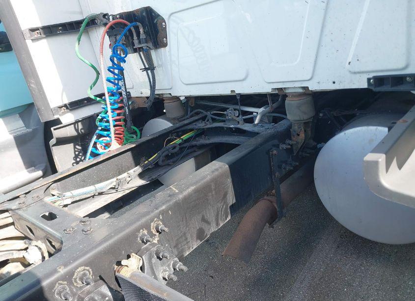 Photo 20 of 2019 International Lt (VIN 3HSDZAPR3KN091719)