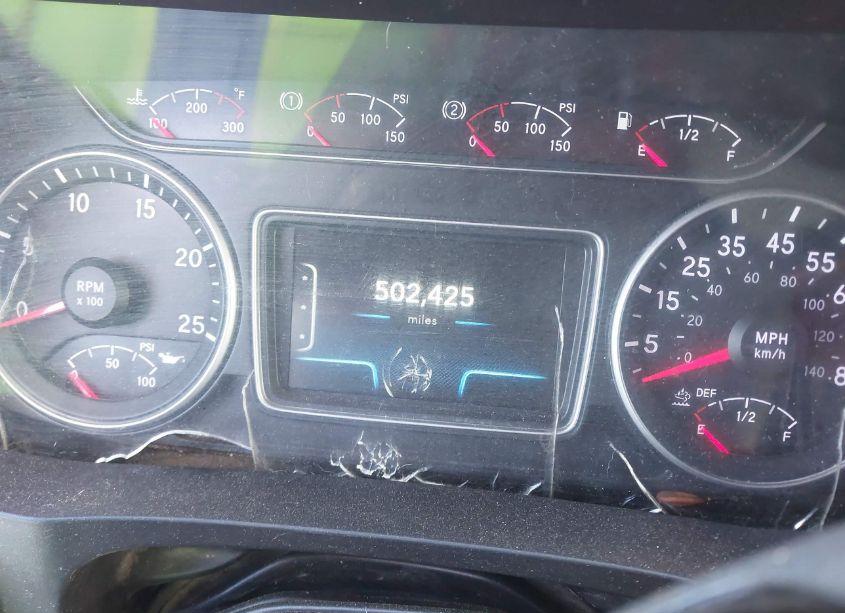 Photo 5 of 2019 International Lt (VIN 3HSDZAPR3KN091719)