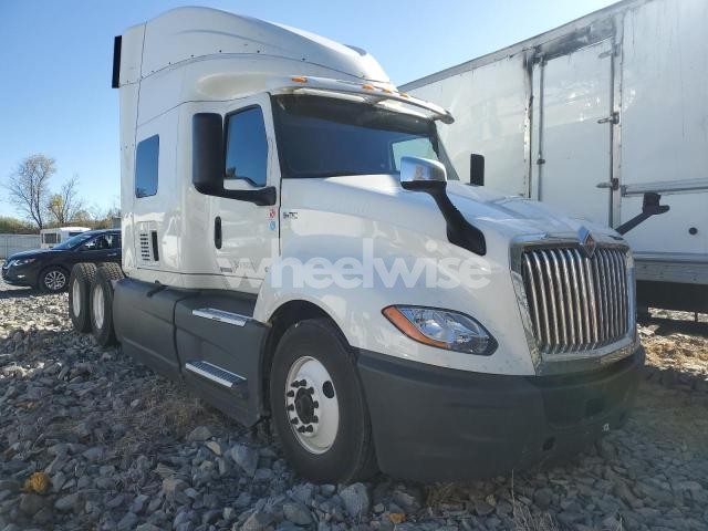 Photo 10 of 2020 INTERNATIONAL LT625 SEMI TRUCK (VIN 3HSDZAPR3LN319719)