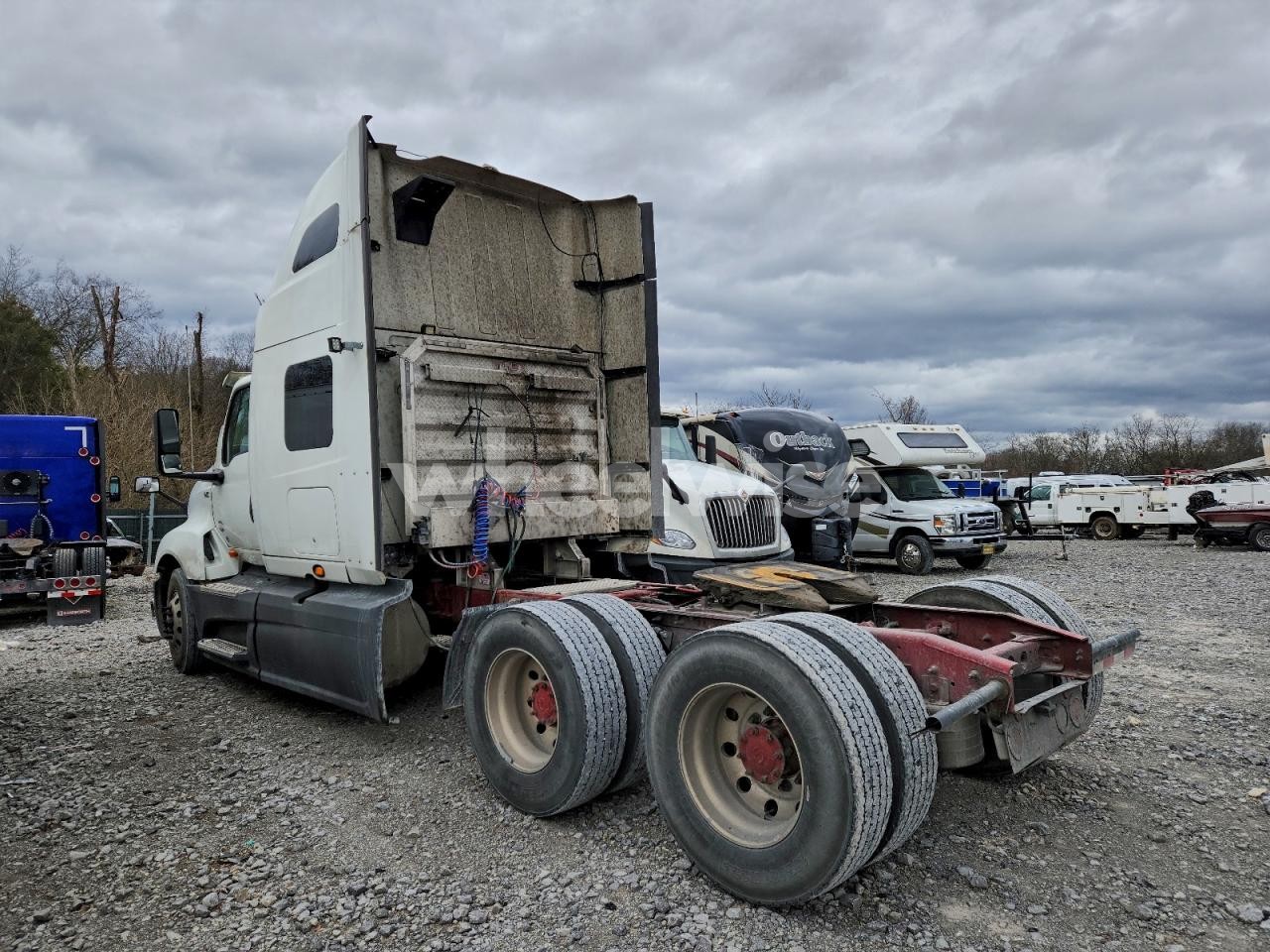 Photo 3 of 2020 INTERNATIONAL LT625 SEMI TRUCK (VIN 3HSDZAPR3LN824353)