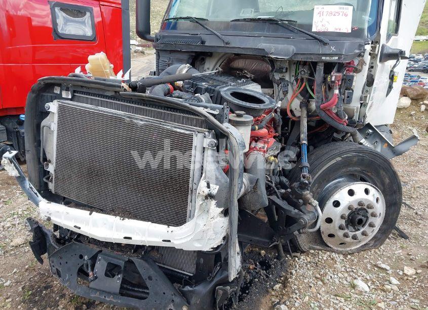 Photo 11 of 2021 International Lt (VIN 3HSDZAPR4MN463457)