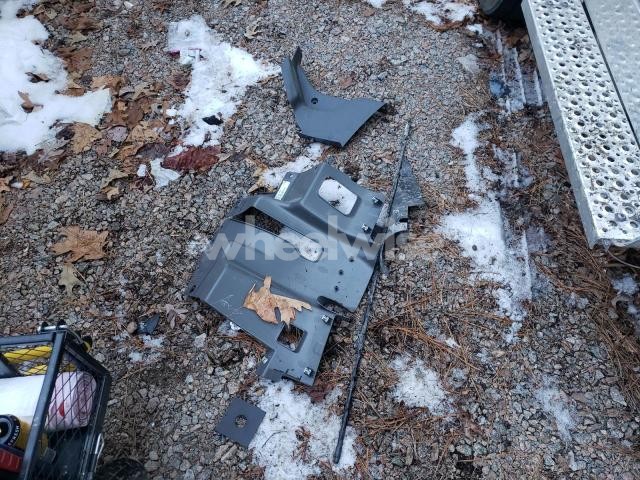 Photo 2 of 2025 INTERNATIONAL LT625 (VIN 3HSDZAPR4SN146243)