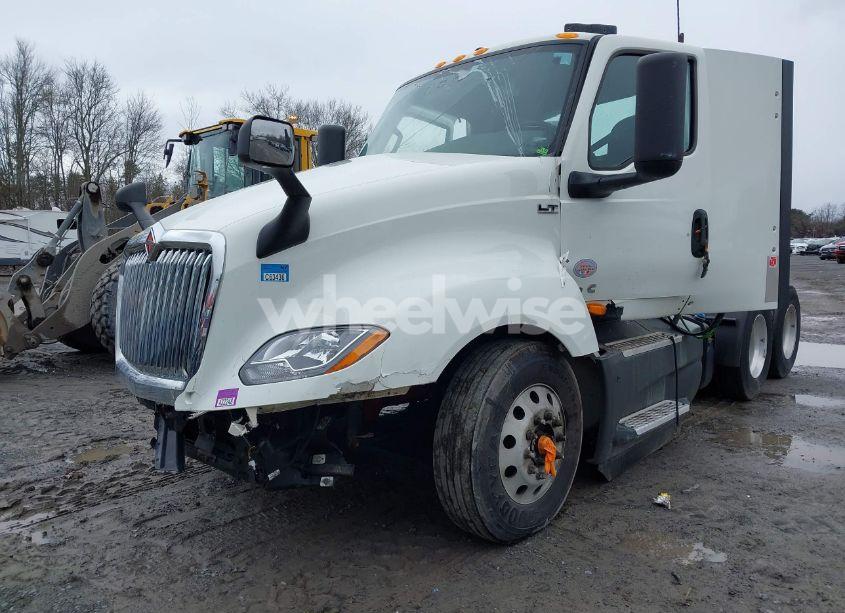 Photo 10 of 2023 International Lt (VIN 3HSDZAPR5PN078509)