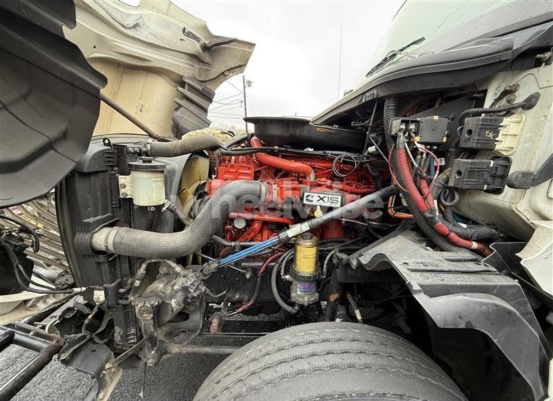 Photo 10 of 2018 International Lt (VIN 3HSDZAPR7JN434272)