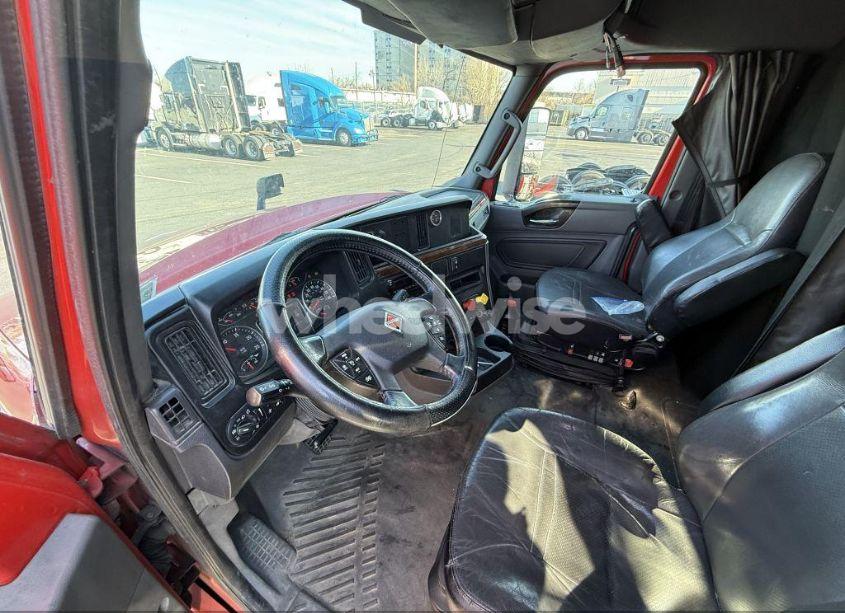 Photo 5 of 2018 International Lt (VIN 3HSDZAPR8JN530850)