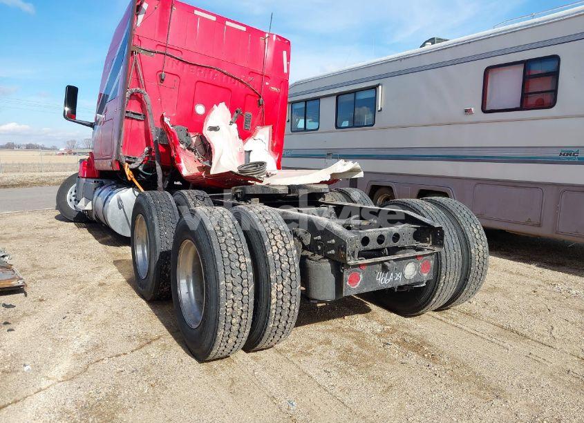 Photo 3 of 2020 International Lt (VIN 3HSDZAPR8LN800226)