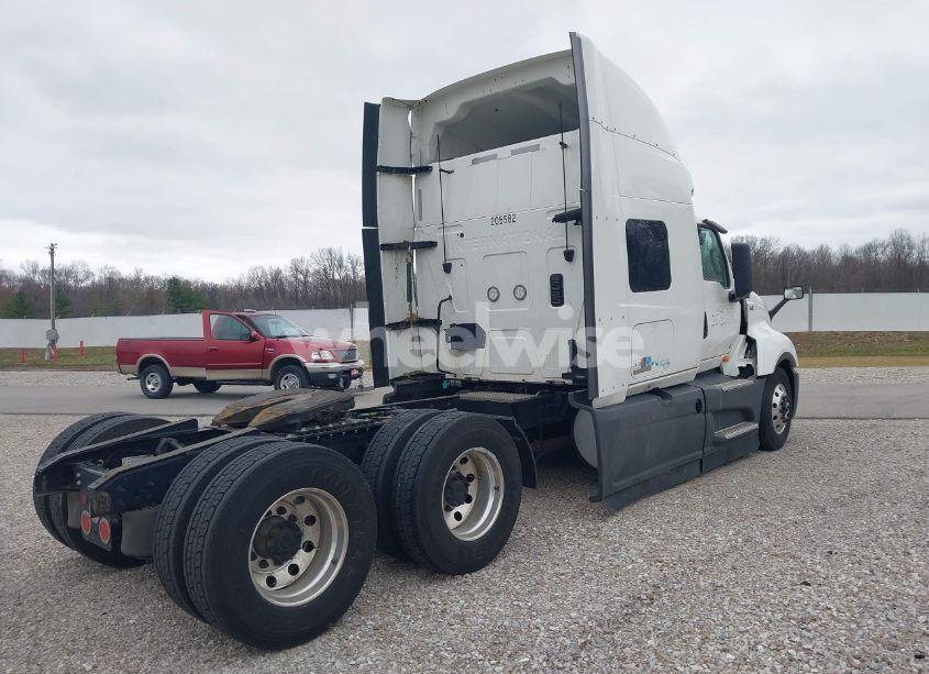 Photo 4 of 2024 International Lt (VIN 3HSDZAPR9RN585318)