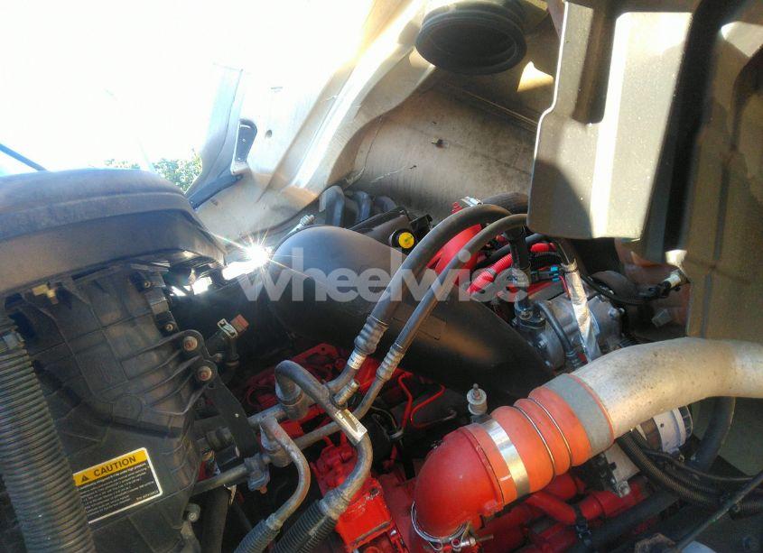 Photo 9 of 2019 International Lt (VIN 3HSDZAPRXKN211452)