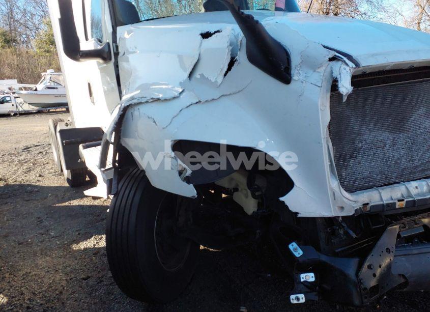 2020 International Lt (VIN 3HSDZAPRXLN421194) main photo