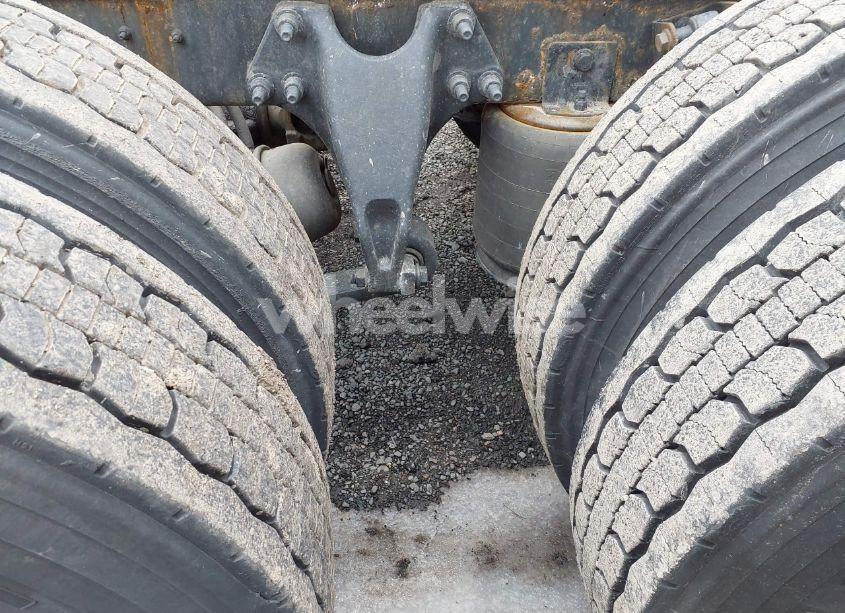 Photo 24 of 2020 International Lt (VIN 3HSDZAPRXLN421194)