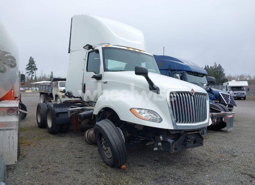 2021 International Lt (VIN 3HSDZTZR0MN466543) main photo