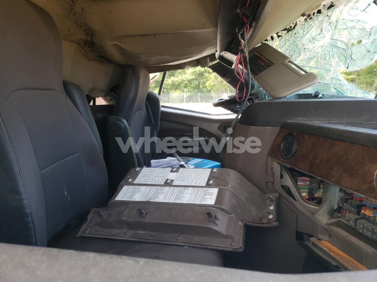 Photo 5 of 2021 INTERNATIONAL HX62F DUMP TRUCK (VIN 3HTDTAPT2MN540870)