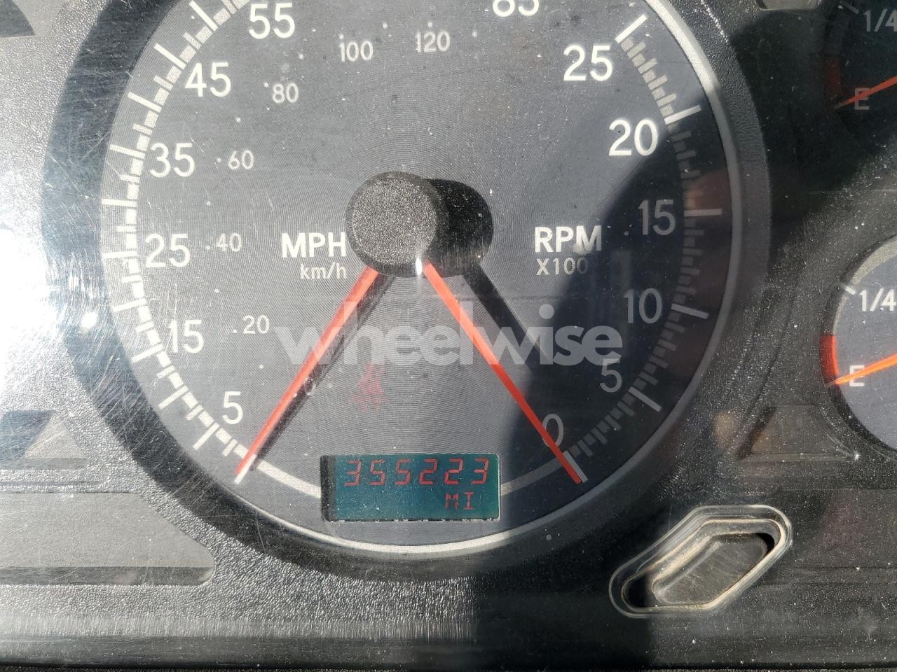 Photo 8 of 2019 INTERNATIONAL HX620 DUMP TRUCK (VIN 3HTDTAPT8KN080434)