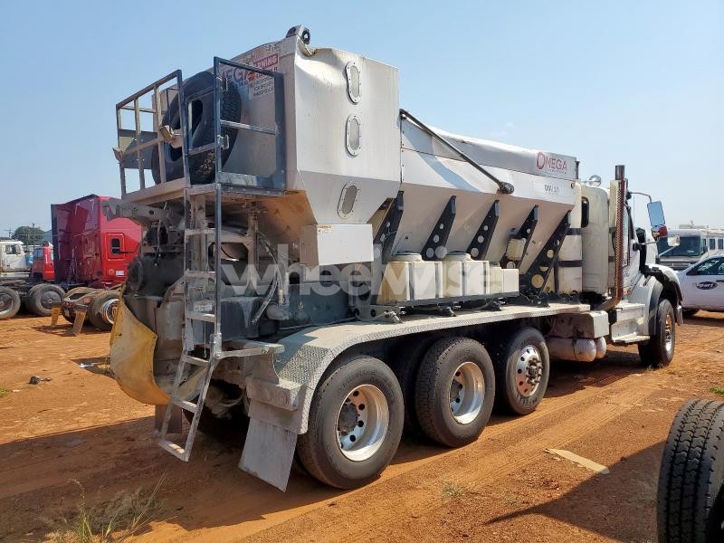 Photo 10 of 2022 INTERNATIONAL HX620 VOLUMERTIC READY MIX TRUCK (VIN 3HTPCAPT2NN268299)