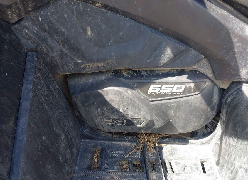 Photo 9 of 2020 Can-am Outlander 650 XT (VIN 3JBLKAJ25LJ002054)