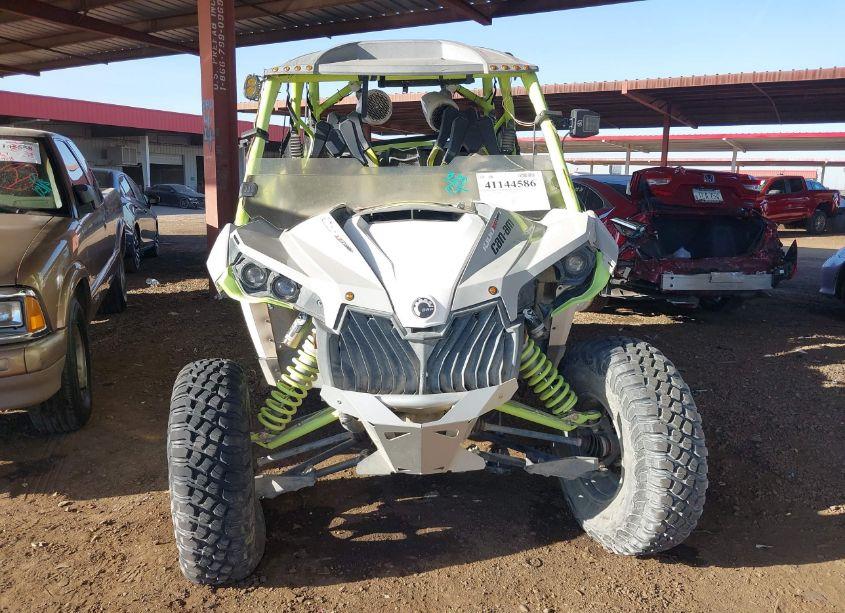 Photo 5 of 2015 Can-am Maverick MAX 1000R TURBO X DS (VIN 3JBPEAR25FJ000239)