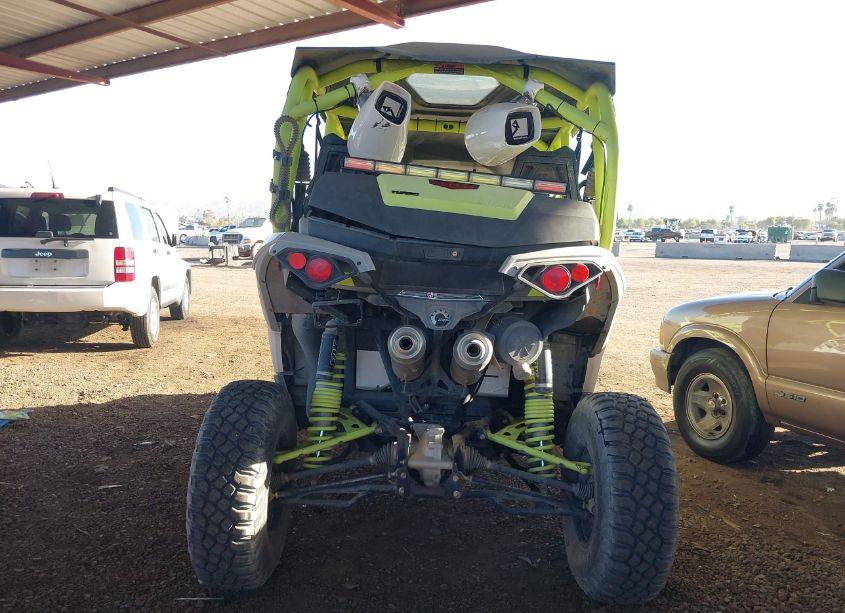 Photo 6 of 2015 Can-am Maverick MAX 1000R TURBO X DS (VIN 3JBPEAR25FJ000239)
