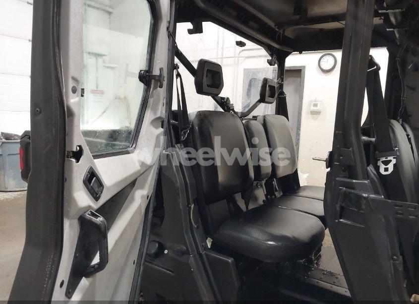 Photo 8 of 2022 Can-am Defender MAX (VIN 3JBUBAP47NK002941)