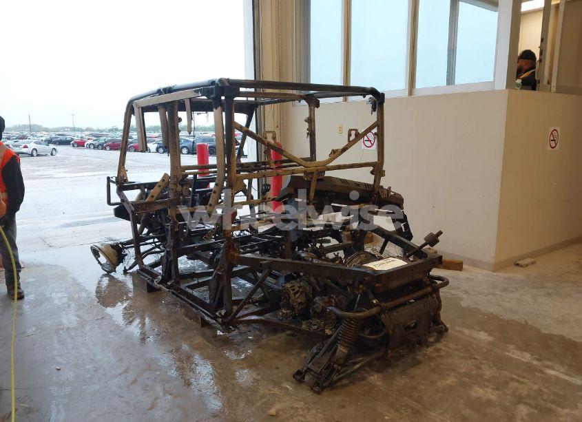 Photo 3 of 2022 Can-am Defender MAX LIMITED CAB HD10 (VIN 3JBUUAX40NK008980)