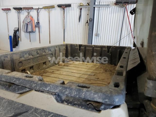 Photo 2 of 2024 CAN-AM DEFENDER LIMITED CAB HD10 (VIN 3JBUVAX42RK007008)