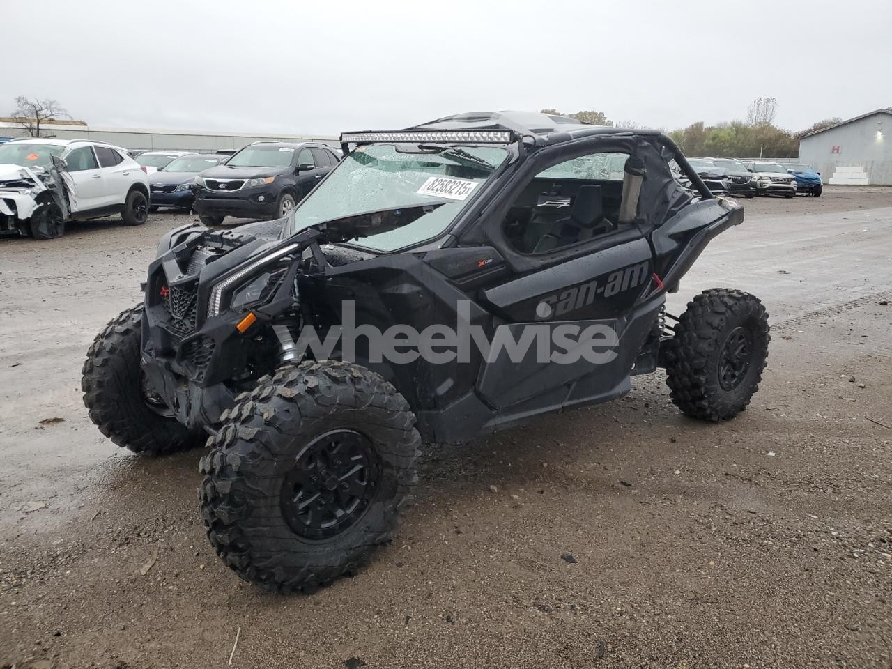 Photo 2 of 2024 CAN MAVERICK X - utility vehicle (VIN 3JBVDAV44RE000750)