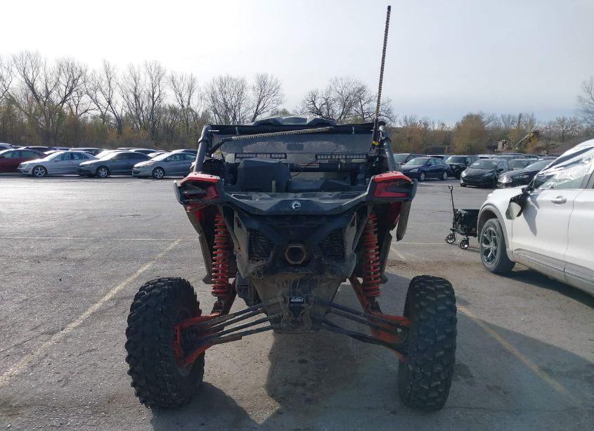 Photo 6 of 2021 Can-am Maverick X3 MAX RS TURBO R (VIN 3JBVKAW40MK000436)