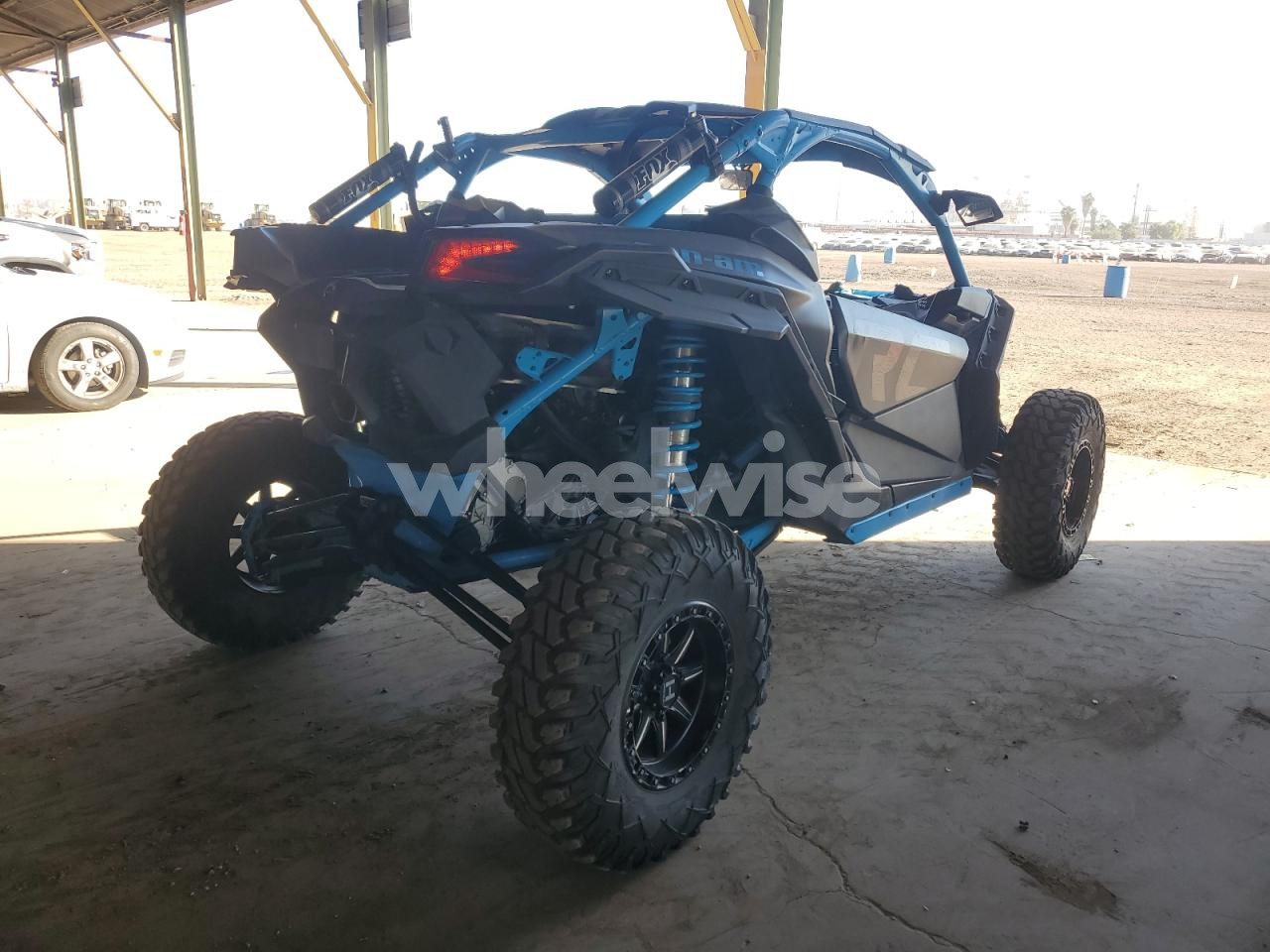 Photo 4 of 2018 CAN MAVERIC X3 (VIN 3JBVVAW48JK000137)