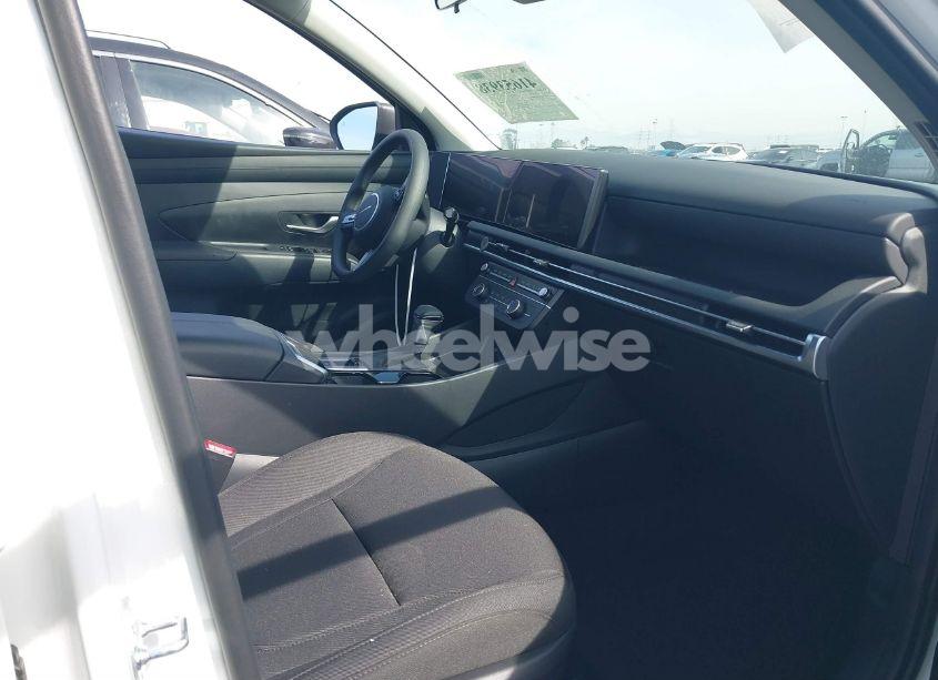 Photo 5 of 2025 Hyundai Tucson SE (VIN 3KMJA3DE1SE014909)