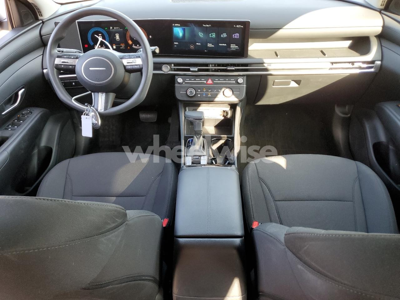 Photo 8 of 2025 HYUNDAI TUCSON SE (VIN 3KMJACDE1SE015445)