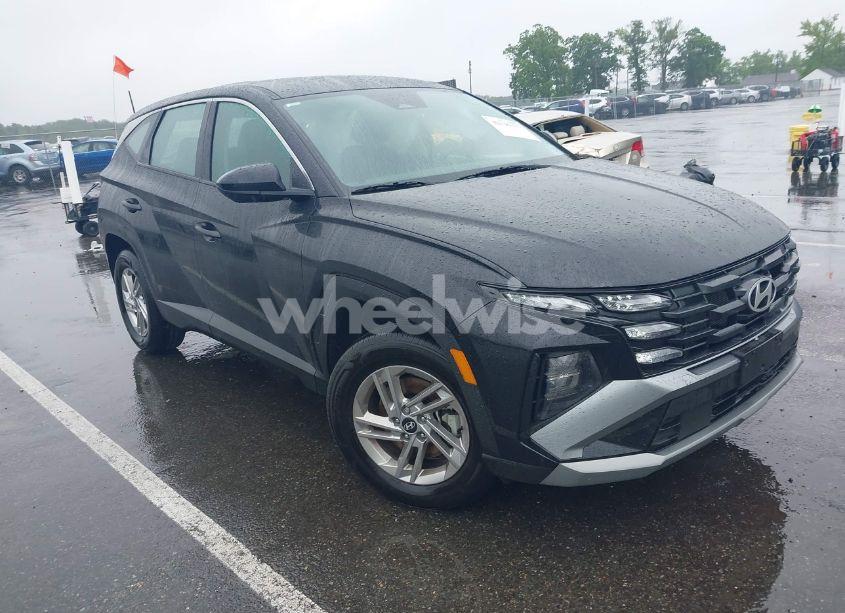 2025 Hyundai Tucson SE (VIN 3KMJACDE4SE010434) main photo