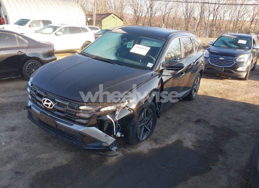 Photo 2 of 2025 Hyundai Tucson SEL (VIN 3KMJBCDE3SE003844)