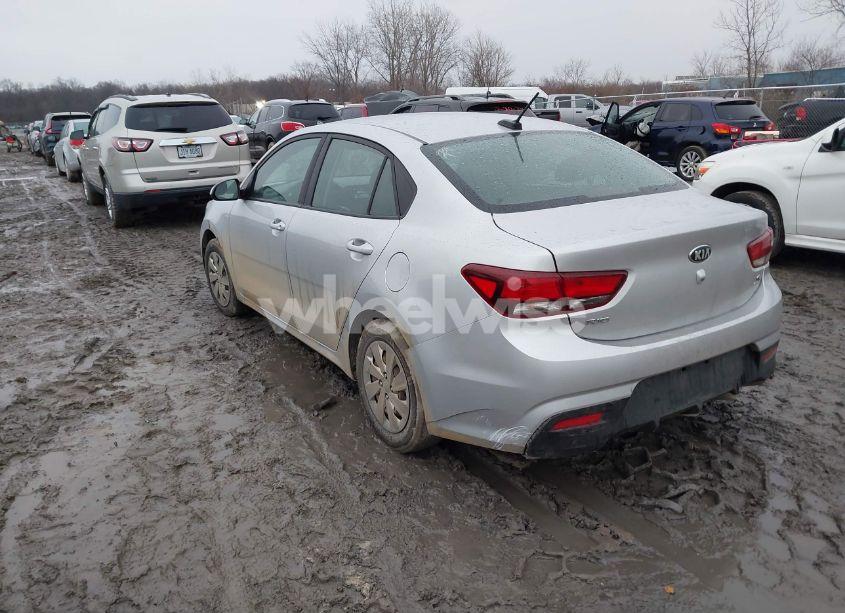 Photo 3 of 2018 Kia Rio S (VIN 3KPA24AB0JE050265)